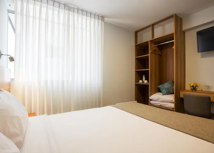 Muru Homely Hotel