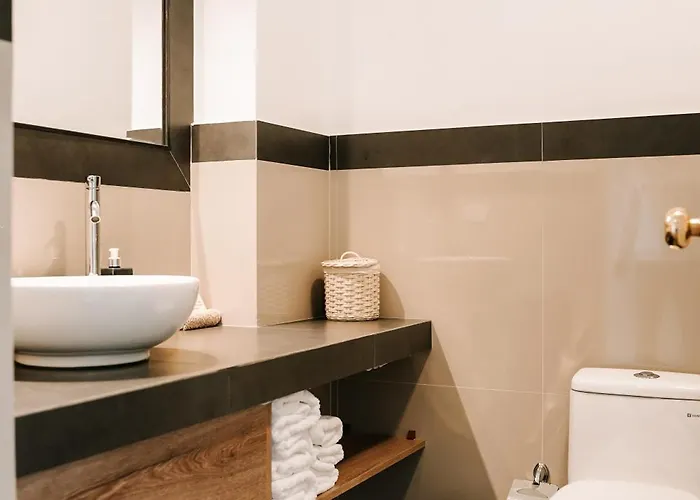 Muru Homely Hotel